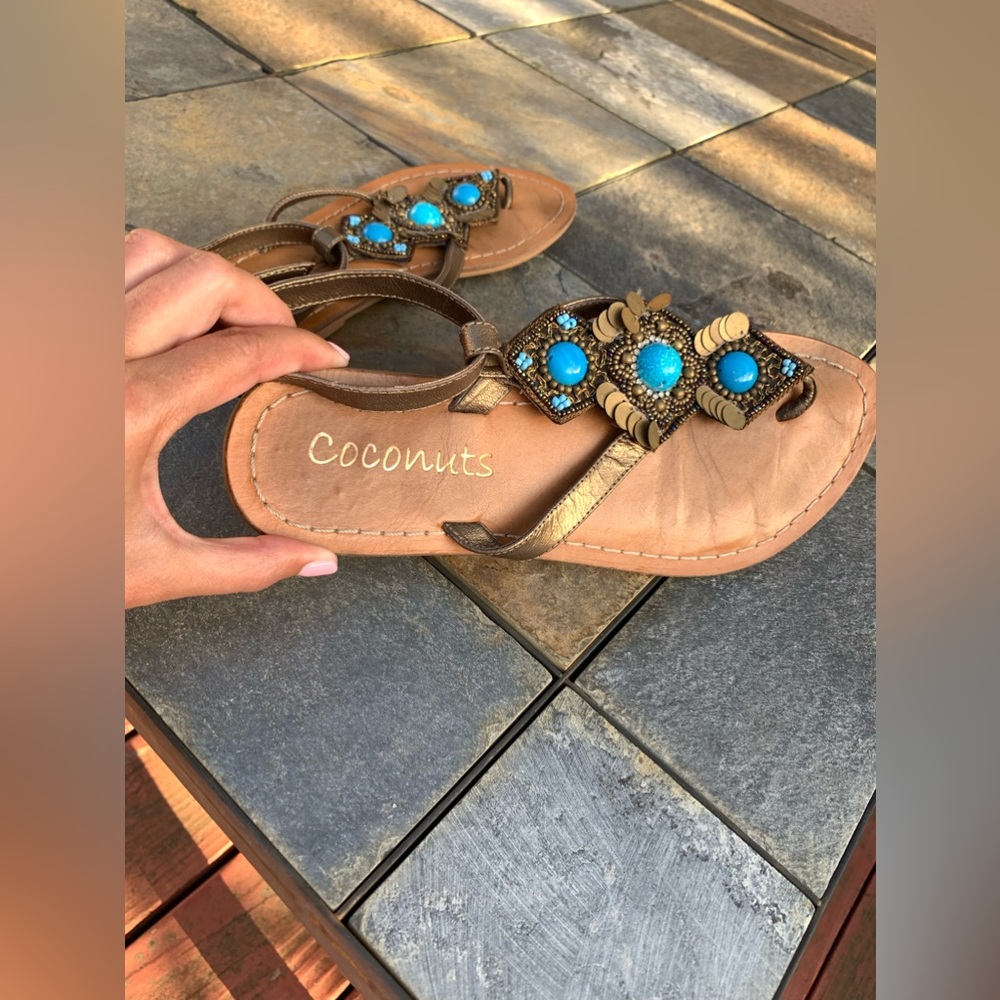 🎉Host Pick🎉 Coconuts by Matisse Leather Sandals Size 8 - Picture 2 of 6